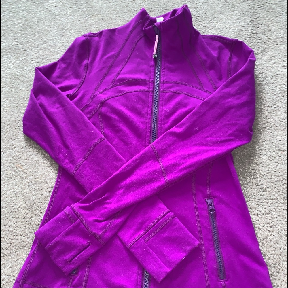 NWOT Women’s Lululemon Size 6 “Define Jacket”